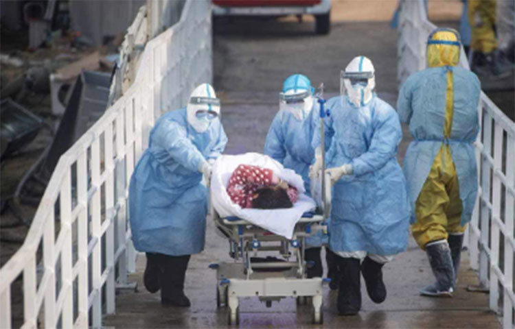 চীন: করোনার জন্ম যে দেশে, সেই চীনে এখন মোট আক্রান্তের সংখ্যা গিয়ে দাঁড়িয়েছে ৮২,৯২৯-এ। পাশাপাশি ম্ত্যৃু হয়েছে ৪৬৩৩ জনের।