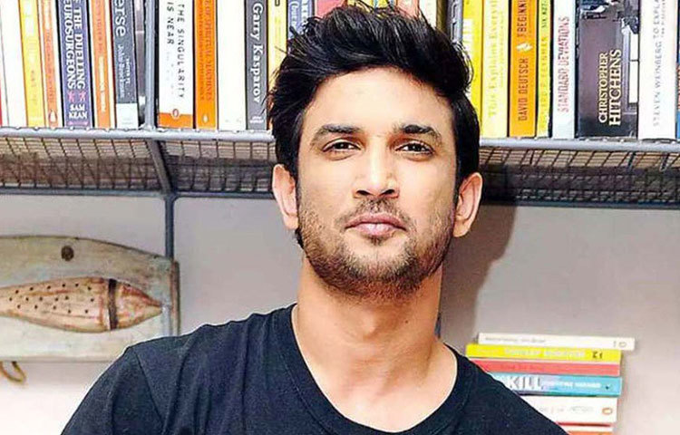 সুশান্তের মৃত্যুতে সাধারণ মানুষও বুঝেছেন অবসাদের মতো মনের অসুখ যে কারও যখন খুশি হতে পারে। লুকিয়ে না রেখে এই অসুখের চিকিৎসা করাতে হবে সত্বর।