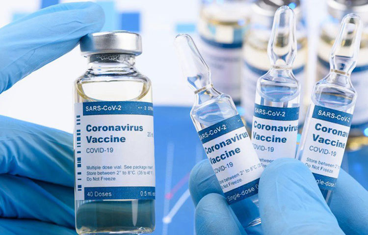 করোনাভাইরাসে আক্রান্তের সংখ্যার নিরিখে গোটা বিশ্বে রাশিয়া রয়েছে প্রথম পাঁচের মধ্যে। রাশিয়াতেও চলছে এই টিকার সন্ধান। সেখানকার সেচনেভ বিশ্ববিদ্যালয়ের গবেষকরা জানিয়েছেন, তাদের তৈরি টিকা এই মুহূর্তে দ্বিতীয় পর্যায়ে রয়েছে।