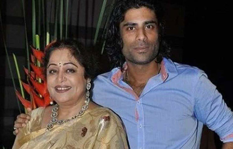 অভিনেত্রী কিরণ খেরের প্রথম পক্ষের সন্তান সিকন্দরের অভিনয়ের প্রশংসা হয়েছিল তার প্রথম ছবি ‘উডস্টক ভিলা’ ছবিতে। আরও পাঁচটি ছবিতে কাজ করেছিলেন তিনি। কিন্তু কোনোটাই দাগ কাটতে পারেনি দর্শকমনে।