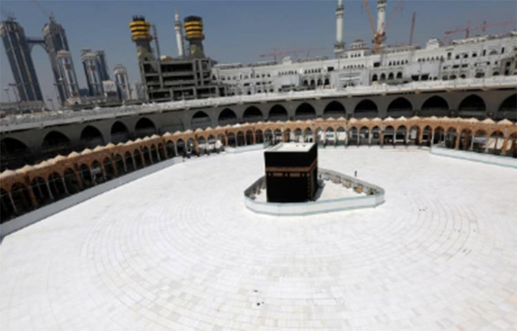 সৌদি আরব: সৌদি আরবে মোট করোনা আক্রান্ত ৪৪,৮৩০ জন। মৃত ২৭৩ জন।