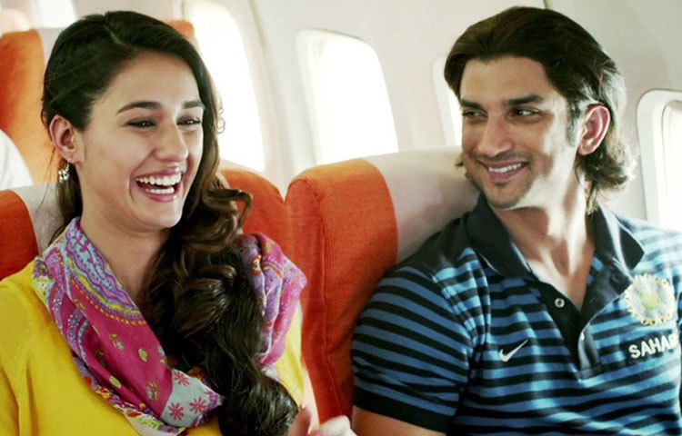 কয়েক দিন আগেই জন্মদিন ছিল সুশান্তের আর এক ঘনিষ্ঠ বান্ধবী দিশা পাটানির। সহনায়িকা দিশার সঙ্গেও তার বিশেষ সম্পর্ক ছিল বলে অনুমান অনেক অনুরাগীর। তবে সেই সম্পর্ক রয়ে যায় গুঞ্জনের স্তরেই।