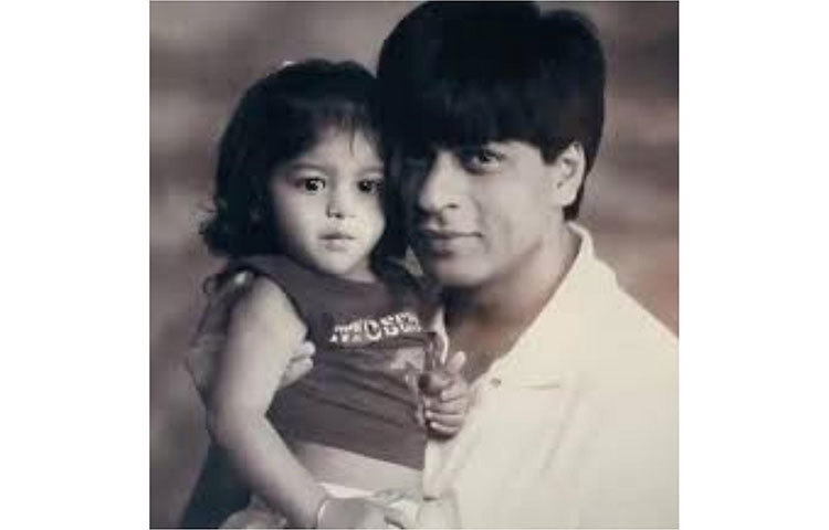 এবার ২০ বছরে পা দিলেন শাহরুখ সুহানা খান।