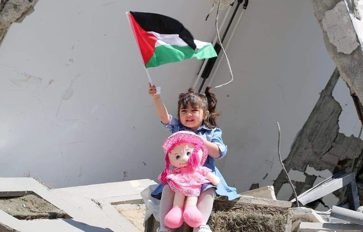 আন্তর্জাতিক শিশু কল্যাণ সংস্থা সেভ দ্য চিলড্রেন জানিয়েছে, গাজায় চলমান ইসরায়েলি হামলায় প্রতি ঘণ্টায় তিনটি শিশু আহত হচ্ছে। ছবি: সংগৃহীত