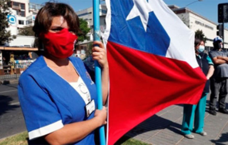 চিলি: এই দেশে মোট করোনা আক্রান্ত এখন পর্যন্ত ৩৪,৩৮১ জন। মৃত্যু হয়েছে ৩৪৬ জনের।