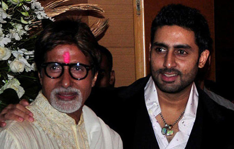 শনিবার সন্ধ্যায় মুম্বইয়ের নানাবতী হাসপাতালে ভর্তি করা হয় অমিতাভকে। রাত বাড়তে নিজেই টুইট করে করোনা পজিটিভ হওয়ার খবর জানান, অমিতাভ। কিছুক্ষণ পর অভিষেক জানান, তিনিও কোভিড পজিটিভ। আপাতত তাদের দু’জনের চিকিৎসা চলছে নানাবতীতে।