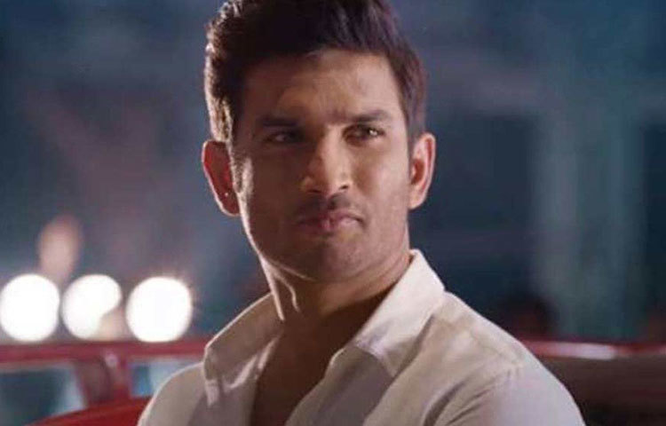 ওই ঘরোয়া পার্টিতেই সুশান্তকে শ্বাসরোধ করে হত্যা করা হয় বলে অভিযোগ। তারপর পুরো ঘটনাটিকে আত্মহত্যা বলে সাজানো হয়। সুশান্তের পরিণতি যে এ রকম হতে পারে, সেটা জেনেই নাকি মহেশ ভট্টের পরামর্শে রিয়া নিজের বাড়িতে চলে গিয়েছিলেন। শেষ মুহূর্তে তোলেননি সুশান্তের ফোনও।