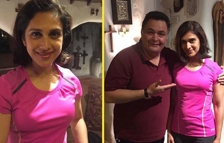 ২০১৫ সালে আমেরিকায় গিয়ে মীনাক্ষীকে আবিষ্কার করেন ঋষি কাপুর। ‘দামিনী’-র নায়িকার সঙ্গে নিজের ছবি পোস্ট করেন ঋষি। অনেকদিন পরে সবাই নস্টালজিক হয়ে পড়েন আশির দশকের সেরা নায়িকাকে দেখে।