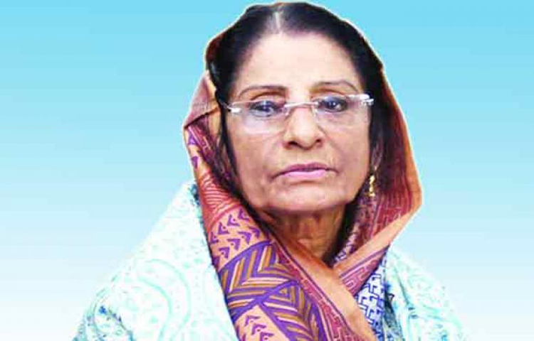 ঢাকার সম্মিলিত সামরিক হাসপাতালের (সিএমএইচ) আইসিইউতে চিকিৎসাধীন বিরোধীদলীয় নেতা বেগম রওশন এরশাদের শারীরিক অবস্থার উন্নতি হয়েছে। ছবি: সংগৃহীত