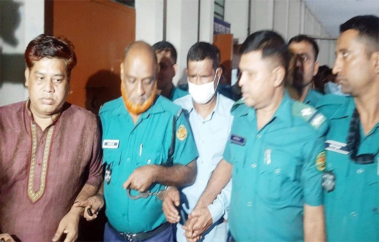 জ্ঞাত আয়বহির্ভূত সম্পদ অর্জনের মামলায় চাঁদপুরের আলোচিত চেয়ারম্যান ‘বালুখেকো’ সেলিম খানের জামিন আবেদন নামঞ্জুর করে কারাগারে পাঠানোর আদেশ দিয়েছেন আদালত। ছবি: সংগৃহীত