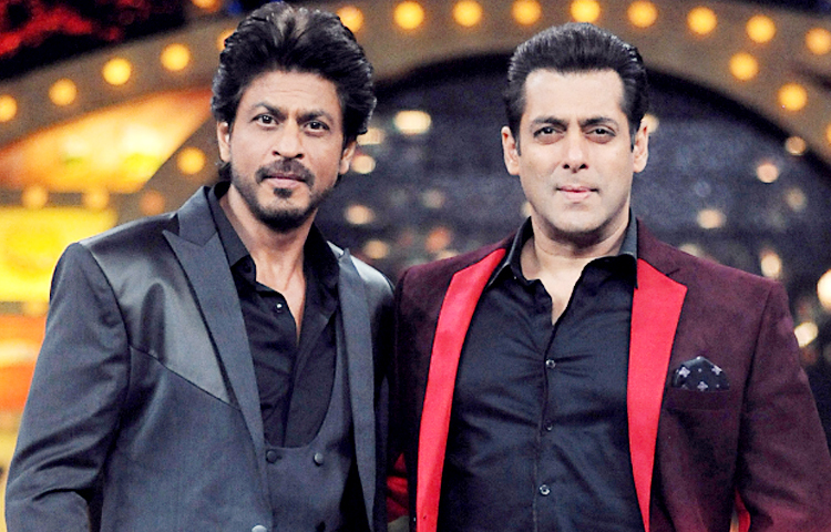 ‘পাঠান’ সিনেমার কিছু অংশ দেখার সুযোগ পেয়েছেন শাহরুখের বন্ধু সালমান খান। ছবির সেই অংশ দেখে এতোটাই মুগ্ধ হয়েছেন যে, থিয়েটারে বসেই শাহরুখ খানকে ফোন করেন সালমান খান। ছবি: সংগৃহীত