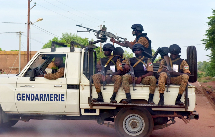 বুরকিনা ফাসোয় বিদ্রোহীদের হামলায় অন্তত ৫০ জন নিহত হওয়ার খবর পাওয়া গেছে। দেশটির সরকারের মুখপাত্র বিষয়টি নিশ্চিত করেছেন। ছবি: সংগৃহীত