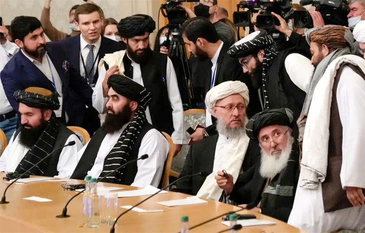 রাশিয়ার সঙ্গে একটি গুরুত্বপূর্ণ চুক্তি করতে যাচ্ছে আফগানিস্তানের তালেবান সরকার। এ চুক্তির আওতায় দেশটি গ্যাস, তেল ও গম আমদানি করবে। আফগান কর্তৃপক্ষ এ তথ্য নিশ্চিত করেছে। ছবি: সংগৃহীত