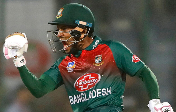 মুশফিকুর রহিম। বাংলাদেশ জাতীয় দলের তিন ফরম্যটে তিনি বাংলাদেশ জাতীয় দলের অধিনায়ক ছিলেন। তিনি ডানহাতি ব্যাটসম্যান। ছবি: সংগৃহীত