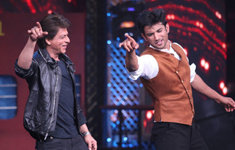 ২০০৫ সালের ফিল্মফেয়ার পুরস্কার বিতরণী অনুষ্ঠানে তিনি ছিলেন ব্যাকগ্রাউন্ড ডান্সার। তার পরের বছর অস্ট্রেলিয়ায় তিনি কমনওয়েলথ গেমস-এর উদ্বোধনী অনুষ্ঠানেও অংশ নেন।