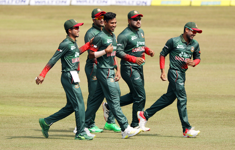 চট্টগ্রামের জহুর আহমেদ চৌধুরী স্টেডিয়ামে ওয়ানডে ক্রিকেটের প্রথম ম্যাচে আফগানিস্তানের মুখোমুখি হয় বাংলাদেশের টাইগাররা। ছবি: জাগো নিউজ