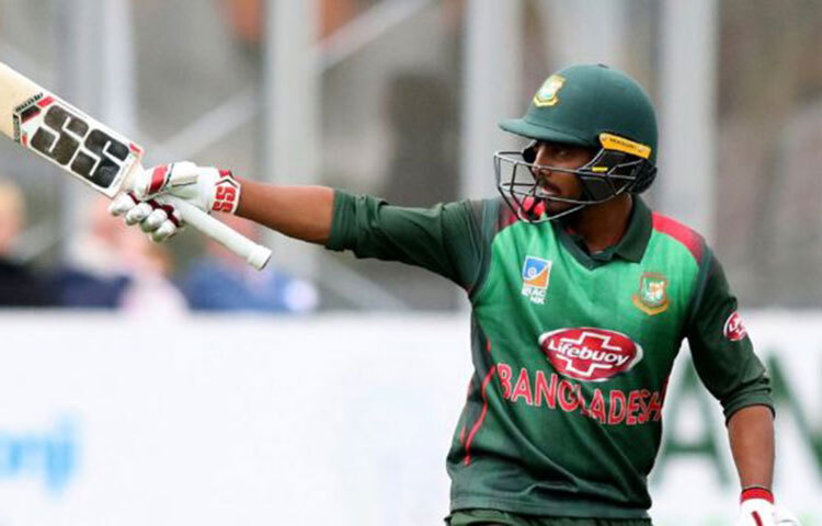 মোসাদ্দেক হোসেন সৈকত: তিনি ডানহাতি ব্যাটসম্যান হিসেবে খেলে থাকেন। পাশাপাশি ডানহাতে অফ ব্রেক বোলিংয়েও পারদর্শী। ছবি: সংগৃহীত