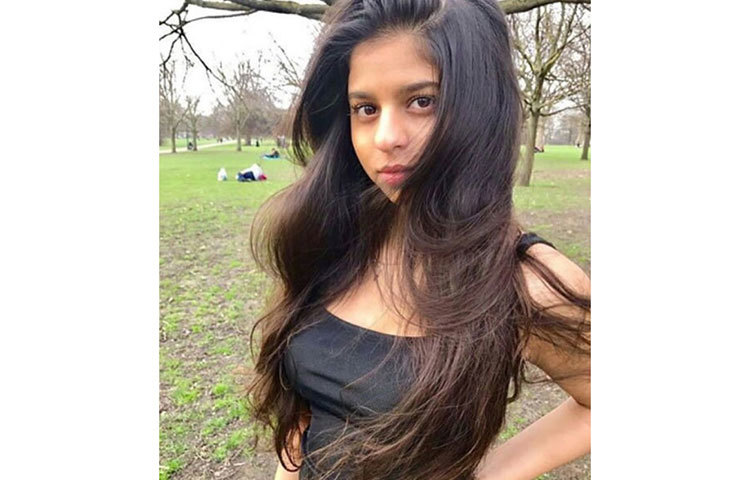 ক্যামেরার সামনে তিনি বরাবর স্বাচ্ছন্দ।