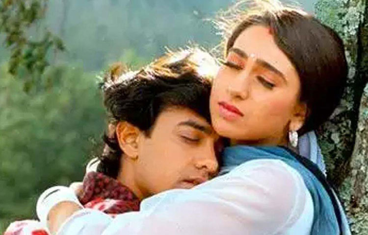 তার পরিবর্তে ছবিতে নেয়া হয় কারিশমা কাপুরকে। বক্স অফিসে সুপারডুপার হিট হয় ‘রাজা হিন্দুস্তানি’।