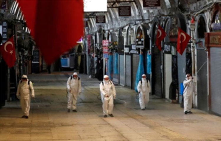 তুরস্ক: তুরস্কতে আক্রান্তের সংখ্যা এখন পর্যন্ত ১৪৩,১১৪ জন। মৃত্যু হয়েছে এখন পর্যন্ত ৩৯৫২ জনের।