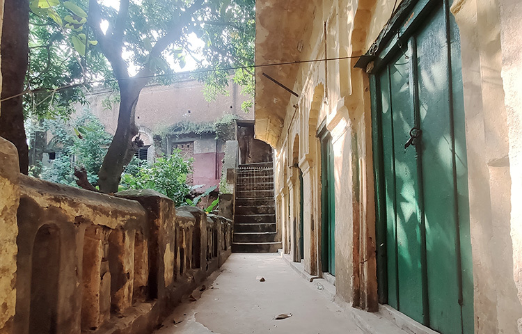 বোর্ডিং সুধী কক্ষের একাংশ। ছবি: ঝরনা আক্তার জয়া