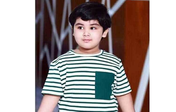 শান্ত-শিষ্ট আব্রাম।