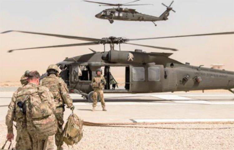 গত মে মাসে আফগানিস্তান থেকে সেনা প্রত্যাহার করতে শুরু করে ন্যাটো। প্রায় ৯ হাজার ৬০০ সেনা সরিয়ে নেওয়া হয়। এর মধ্যে আড়াই হাজার মার্কিন সেনা। তারপরই হেলমান্দ প্রদেশে মাথাচাড়াা দেয় তালিবান। ছবি: সংগৃহীত