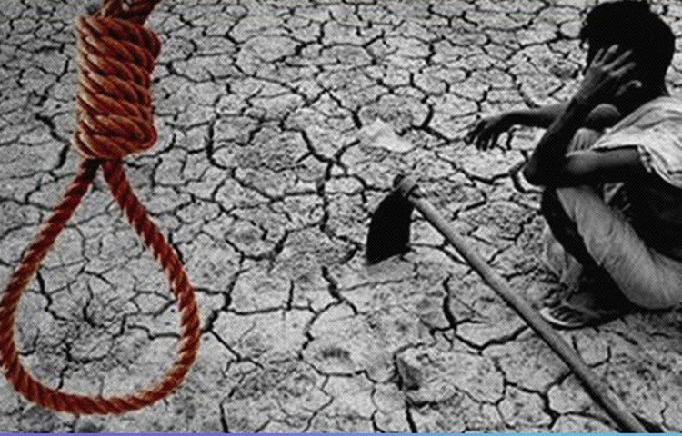 মাওবাদী-হামলা: দেশের প্রতিটি কোনায় কী ঘটছে তা শুধু খবরই রাখেন না অক্ষয়। নিজের সাধ্যমতো প্রতিবারেই তাকে সাহায্যের হাত বাড়িয়ে দিতে দেখা গিয়েছে। ২০১৭ সালে যেমন ছত্তীশগড়ে মাওবাদী হামলায় প্রাণ হারানো ১২ সিআরপিএফ জওয়ানের পরিবারের হাতে তুলে দিয়েছিলেন এক কোটি আট লাখ টাকা। পরিবার পিছু ৯লাখ টাকা করে দিয়েছিলেন।