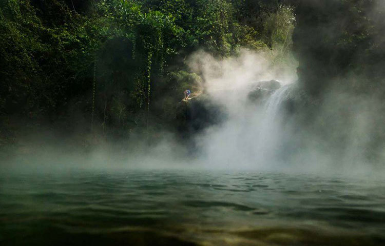 নিজেদের কথ্য ভাষায় সূর্যদেবের উপাসক ইনকারা এই জলস্রোতের নাম দিয়েছিল ‘শানায় টিম্পিসখা’। স্পেনীয় বাহিনী, যারা ইনকা সভ্যতা জয় করার জন্য অভিযানে সামিল হয়েছিলেন, তাদের বিবরণেও আছে এই নদীর কথা।