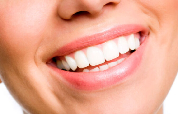 প্রতিদিন আমলকির রস খেলে নিঃশ্বাসের দুর্গন্ধ দূর হয়, দাঁত মজবুত থাকে।