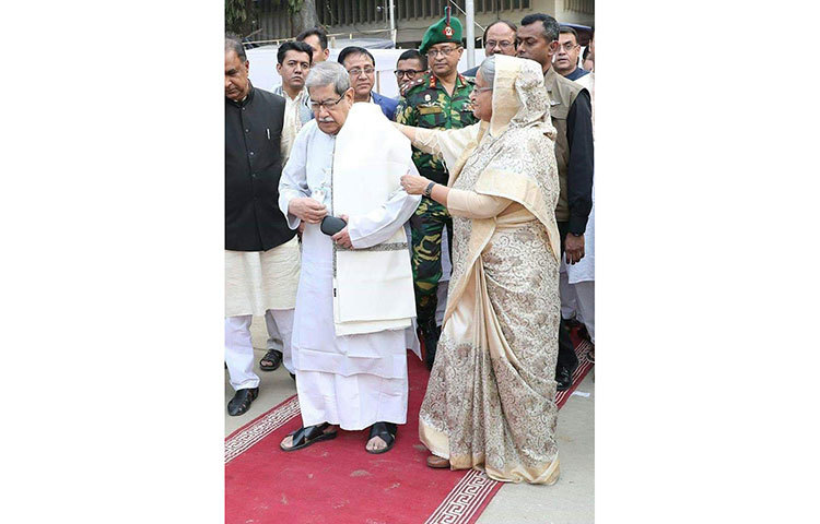 ইমেরিটাস অধ্যাপক আনিসুজ্জামান দেশের বরেণ্য শিক্ষাবিদ, লেখক ও গবেষক, ভাষা সংগ্রামী, মহান মুক্তিযুদ্ধে প্রত্যক্ষ অংশগ্রহণকারী, সংবিধানের অনুবাদক, দেশের সব প্রগতিশীল আন্দোলনের অগ্রবর্তী মানুষ। জাতির বিবেকসম এ মানুষটি ১৯৩৭ সালের ১৮ ফেব্রুয়ারি পশ্চিমবঙ্গের চব্বিশ পরগনা জেলার বসিরহাটে জন্মগ্রহণ করেন। তার বাবা এ টি এম মোয়াজ্জেম ছিলেন বিখ্যাত হোমিও চিকিৎসক।