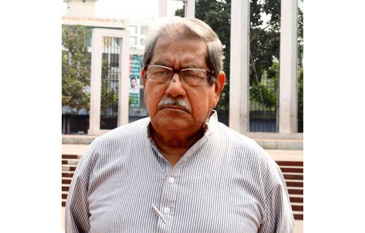 শিক্ষা ও সাহিত্যে অবদানের জন্য তাকে ভারত সরকার কর্তৃক প্রদত্ত তৃতীয় সর্বোচ্চ বেসামরিক সম্মাননা পদ্মভূষণ পদক প্রদান করা হয়। সাহিত্যে অবদানের জন্য ২০১৫ সালে তাকে বাংলাদেশ সরকার কর্তৃক প্রদত্ত সর্বোচ্চ বেসামরিক সম্মাননা স্বাধীনতা পুরস্কার প্রদান করা হয়।