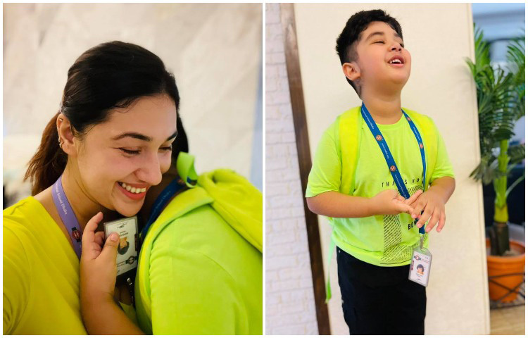 অপু-আব্রাম তাদের দুজনকেই মিষ্টি হাসিতে দেখা গেছে। ছবি: ফেসবুক