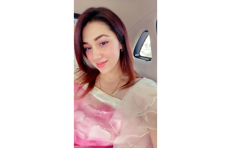 কয়েকদিন আগে অপু তার ছবি পোস্ট করে বেশ প্রশংসিত হয়েছেন। ছবি: ফেসবুক