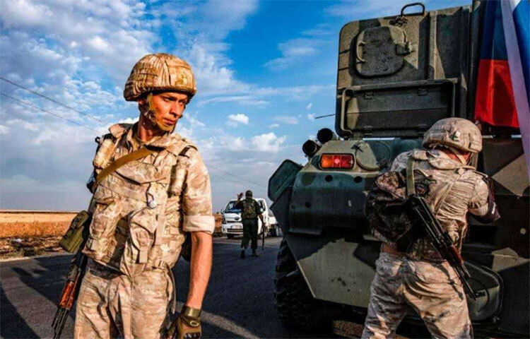 নিয়ম অনুযায়ী রাশিয়ার ১৮ থেকে ২৭ বছর বয়সী পুরুষদের ১২ মাসের জন্য সেনায় যোগ দেওয়া বাধ্যতামূলক। এই নির্দেশ অমান্য করলে জরিমানা বা কারাদণ্ডও হতে পারে। ছবি: সংগৃহীত