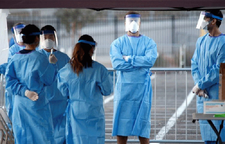 বিশ্বব্যাপী ছড়িয়ে পড়েছে মারণ ভাইরাস করোনা। প্রতিদিনই হু হু করে বাড়ছে আক্রান্তের সংখ্যা।