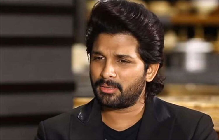 ‘পুষ্পা’ ছবিতেও দর্শক তার নাচের ব্যতিক্রম মুদ্রা দেখেছেন। নৃত্যে তার বেশ দখল। ছবি: সংগৃহীত