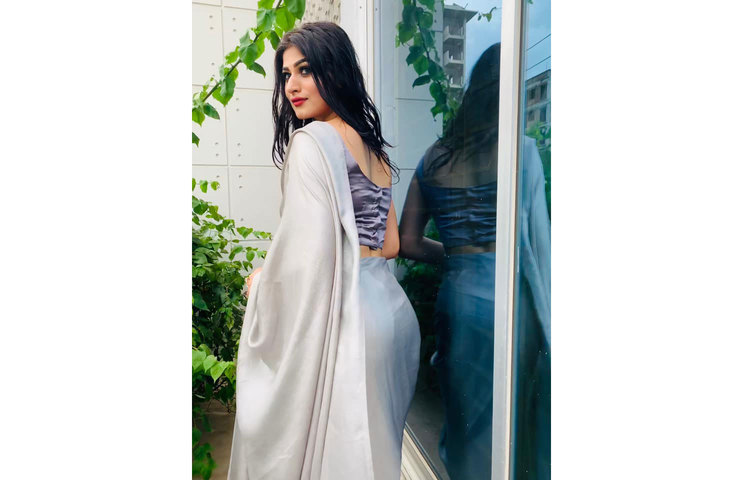 মিস ওয়ার্ল্ড বাংলাদেশ-২০১৭ প্রতিযোগিতার মাধ্যমে আলোচনায় আসেন জান্নাতুল নাঈম এভ্রিল।