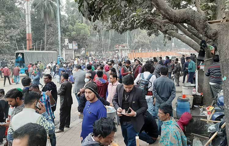 সম্মেলনকে ঘিরে রয়েছে পুলিশি নিরাপত্তা। ছবি: বিপ্লব দিক্ষিৎ