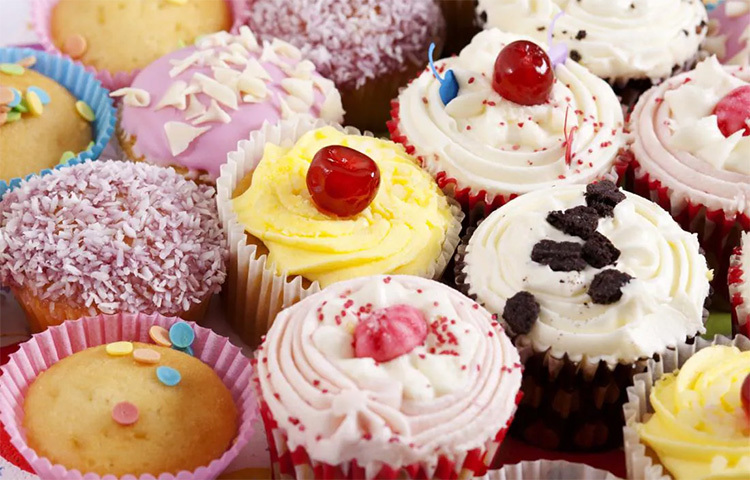 খুব বেশি চিনি খাওয়া কারো জন্যই ভালো নয়। শিশুদেরও ঠান্ডা লাগলে চিনি অথবা মিষ্টি খাবার খাওয়াবেন না। ছবি: সংগৃহীত