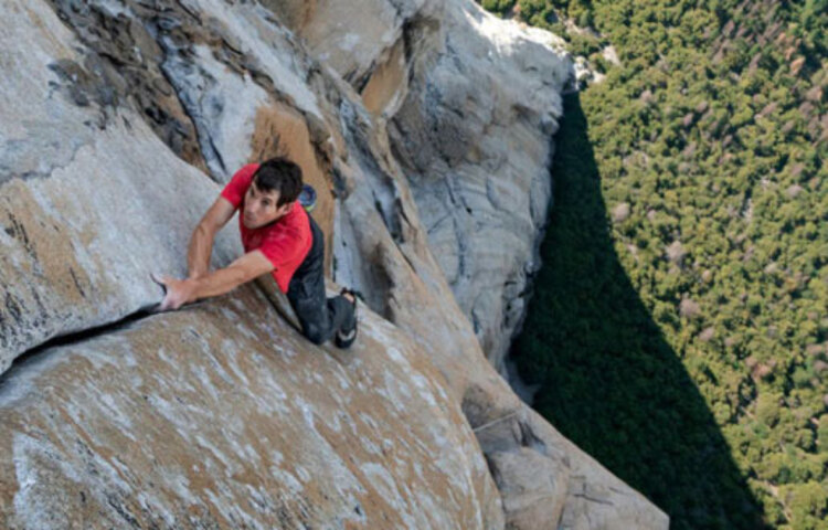এল ক্যাপিটালে ফ্রি সলো ক্লাইম্বিং: কোনো দড়ি, সুরক্ষা সরঞ্জাম ছাড়াই নিজের ওপর ভর করে এল ক্যাপিটালে ওঠা। মূলত এটি বাস্তব জীবনে স্পাইডার ম্যান হয়ে উপরে ওঠার মতো। এটি প্রায় ৩ হাজার ফুট উঁচু এবং সম্পূর্ণ খাড়া, যা বেয়ার গ্রিলস কখনো জয় করতে পারেননি।