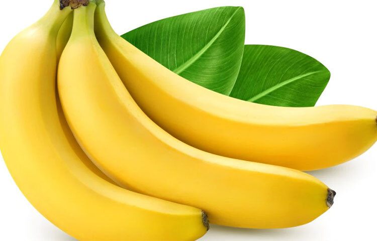 পাকা কলাতে পটাশিয়াম ও ভিটামিন বি৬ থাকে। চিকিৎসকের পরামর্শ নিয়ে মাঝে মধ্যে পাকা কলা খেতে পারেন এই রোগীরা। ছবি: সংগৃহীত