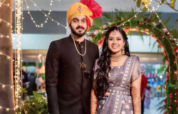 গত বছরের অগাস্টে বৈশালীর সঙ্গে বাগদান হয় বিজয়ের। এবার তারা বিয়ে করলেন। ছবি: সংগৃহীত