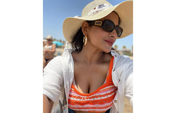 স্পেনের ‘ভ্যালেন্সিয়া আন্তর্জাতিক চলচ্চিত্র উৎসব ‘সিনেমা জোভ’-এর ৩৭তম আসরে প্রদর্শিত হয় বাঁধনের অভিনীত ‘রেহানা মরিয়ম নূর’। সেখানে সেরা চলচ্চিত্রের পুরস্কার জিতেছে এটি। বাঁধন সেখানে পুরস্কার গ্রহণের জন্য গিয়েছেন। ছবি: ফেসবুক