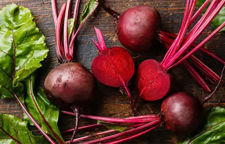 কিন্তু গলব্লাডারে পাথর হলে, ডায়বেটিস থাকলে অথবা এলার্জি থাকলে বিট না খাওয়াই উচিত। ছবি: সংগৃহীত