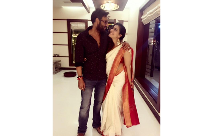 অজয় দেবগন হলেন বলিউডের মুখোপাধ্যায় পরিবারের জামাই। শমু মুখোপাধ্যায় ও তনুজার মেয়ে কাজলের সঙ্গে সাতপাকে বাঁধা পড়েন অজয়। ছবি: সংগৃহীত