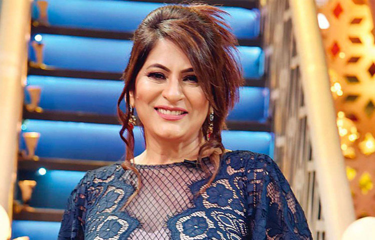 তিনি ক্যারিয়ার শুরু করেছিলেন মাত্র ১০ সেকেন্ডের রোলে অভিনয় করে। তারপর অভিনয় প্রতিভার জোরে জায়গা করে নিয়েছেন বলিউডের প্রথম সারির কুশীলবদের মধ্যে। তিনি অর্চনা পূরণ সিংহ।