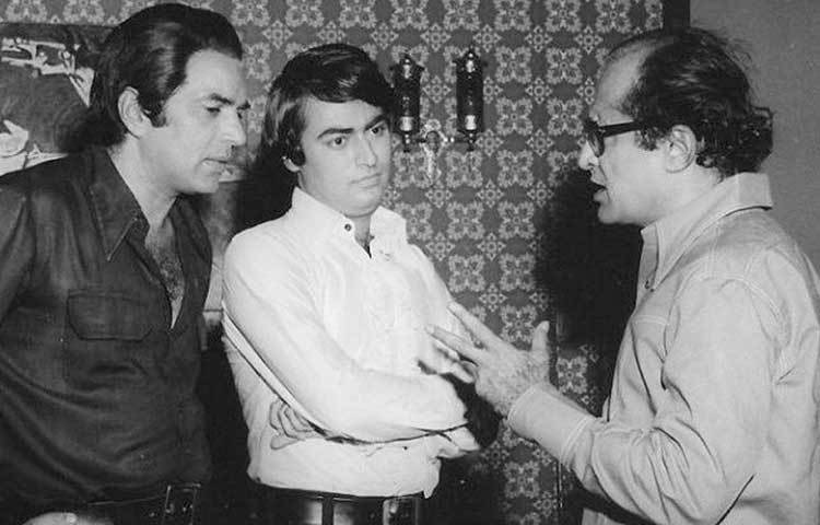 কিন্তু এই ছবিগুলো বক্স অফিসে সে রকম সাফল্য পায়নি। আশির দশকে পরপর ছবি ফ্লপ হওয়ায় তারিকের কাছে সুযোগ কমতে থাকে ক্রমশ। ১৯৮৭ সালে মুক্তি পায় তারিকের ‘জেবর’ ছবিটি। এরপর কাজ আসাই কার্যত বন্ধ হয়ে যায় সত্তরের দশকের হার্টথ্রবের কাছে।