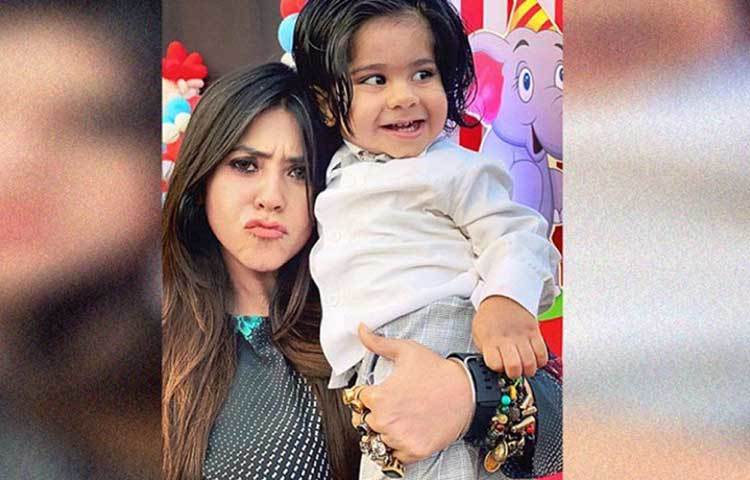 জিতেন্দ্র-পুত্রর মতো তার কন্যাও সন্তান লাভ করেছেন সারোগেসিতেই। ২০১৯ সালে জানুয়ারি মাসে তিনি পুত্রসন্তানের মা হয়েছেন। ছেলের নাম রেখেছেন রাভি।