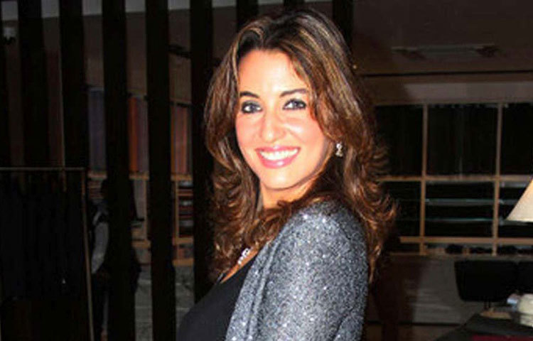 অনেকদিন থেকেই তিনি বাবাকে সাহায্য করতেন ব্যবসার কাজে। ২০০৮ সাল থেকে পেরিজাদ-ই হয়ে ওঠেন পারিবারিক ব্যবসার প্রধান মুখ।